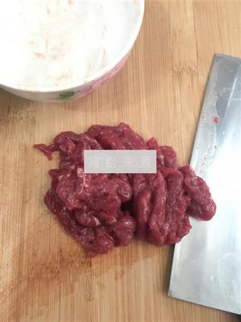 芦笋炒牛肉的做法步骤2