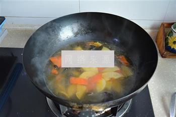 木耳冬笋鱼片汤的做法图解6
