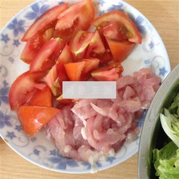 西红柿肉丝白菜的做法图解1