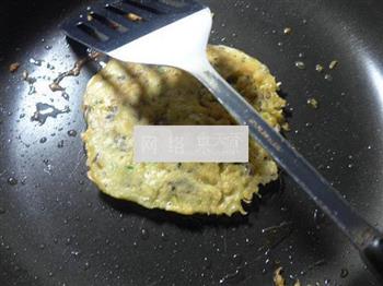 橄榄菜鸡蛋饼的做法步骤7