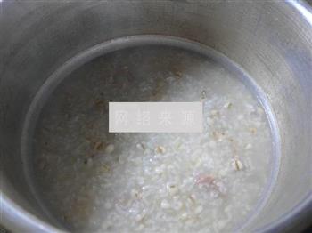 排骨薏米仁大米粥的做法图解11