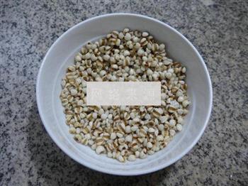 排骨薏米仁大米粥的做法图解2
