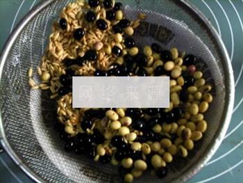 红枣燕麦豆浆的做法步骤2
