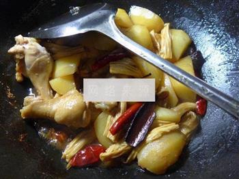 腐竹土豆烧鸡翅根的做法步骤11