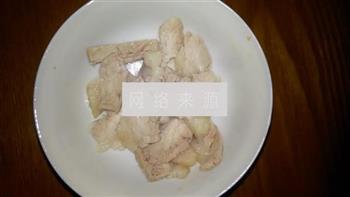 韭菜苔炒肉片的做法图解3