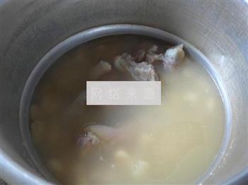 白芸豆猪蹄汤的做法步骤7