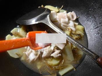 笋干菜鱿鱼炒土豆的做法步骤10