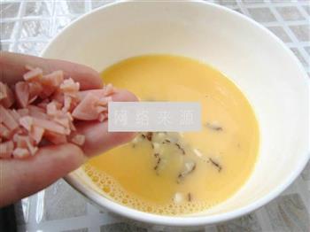 香菇火腿蒸蛋羹的做法步骤5