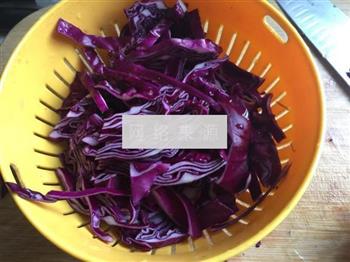 紫甘蓝苹果浓汤的做法步骤2