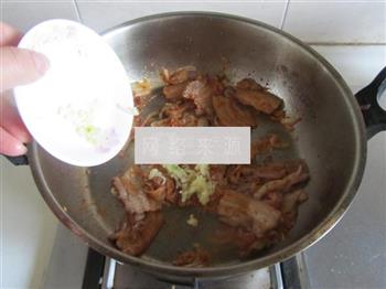 泡菜炒红薯粉的做法步骤4