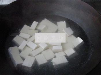 蟹黄膏焗豆腐的做法图解2
