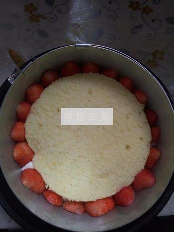 酸奶草莓慕斯蛋糕的做法图解13