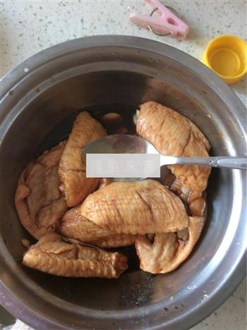 秘制烤鸡翅的做法步骤2