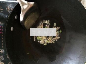 冻豆腐炖白菜的做法步骤4
