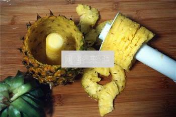 粉蕉菠萝果酱的做法步骤1