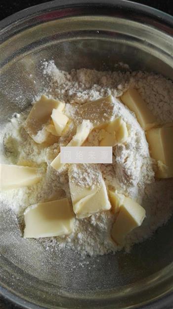 酥粒奶香小面包的做法步骤4