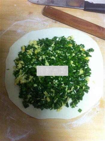 韭菜饼的做法步骤11