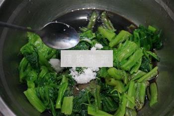 凉拌腰果菠菜的做法步骤10
