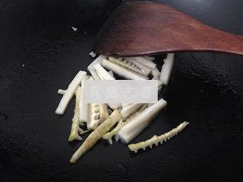 酸菜春笋排骨汤粉的做法步骤4