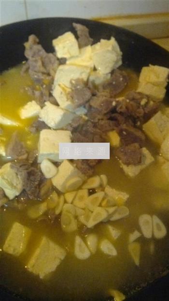 牛肉豆腐汤的做法图解5