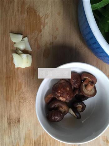 蚝油香菇青菜的做法图解2