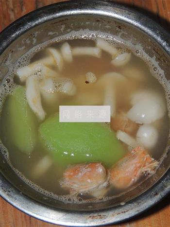 佛手瓜虾头油香菇汤的做法步骤8