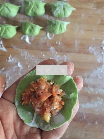 菠菜香菇玉米饺的做法图解13