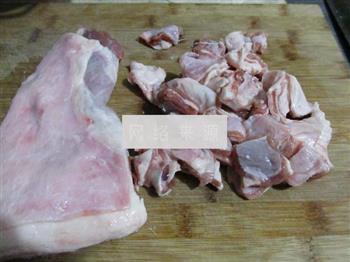 香草烤羊腩肉串的做法图解1