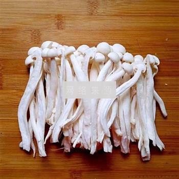 蚝油海鲜菇的做法步骤1