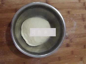 玉米面葱花饼的做法步骤8