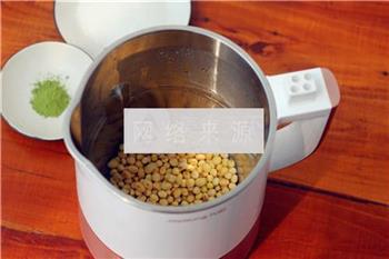 抹茶豆浆的做法图解3