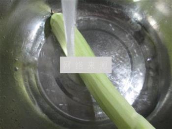 榨菜丝长瓜煮土豆的做法图解2