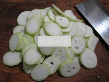 榨菜丝长瓜煮土豆的做法图解3