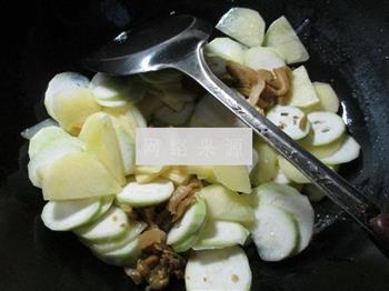 榨菜丝长瓜煮土豆的做法步骤5