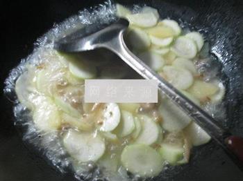 榨菜丝长瓜煮土豆的做法步骤6