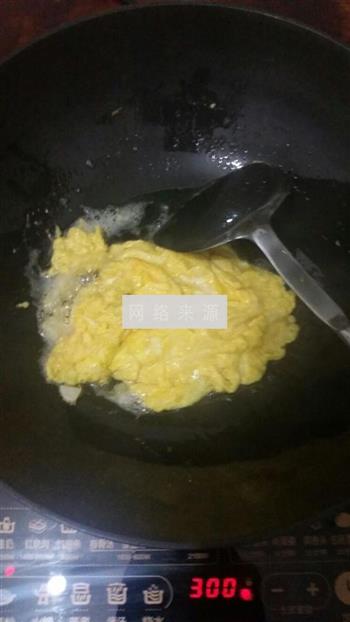 柴胡炒鸡蛋的做法图解4