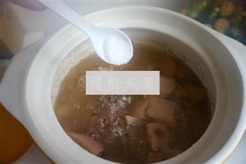 腔骨莲藕汤的做法图解6