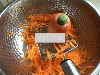 豆渣胡萝卜丸子的做法步骤2