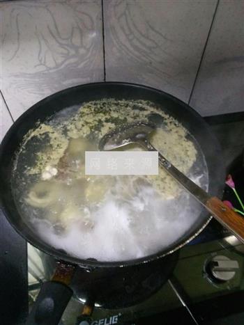 清爽带丝芸豆炖鸭汤的做法步骤4