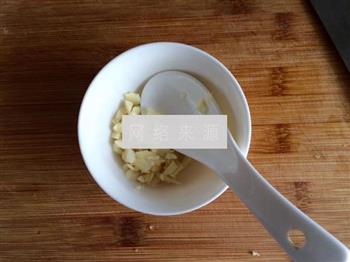 剁椒皮蛋豆腐的做法步骤6