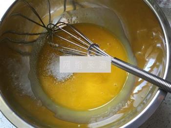 抹茶奶油蛋糕卷的做法步骤2