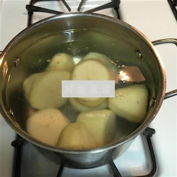 培根土豆泥沙拉的做法步骤4