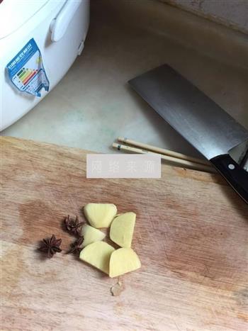 五花肉烧土豆的做法步骤2