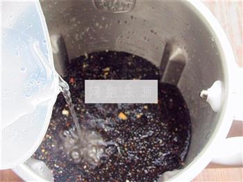 芝麻花生香浓豆浆的做法步骤8