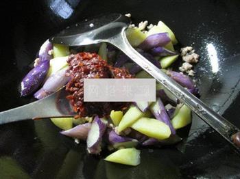 肉末茄子炒土豆的做法步骤9