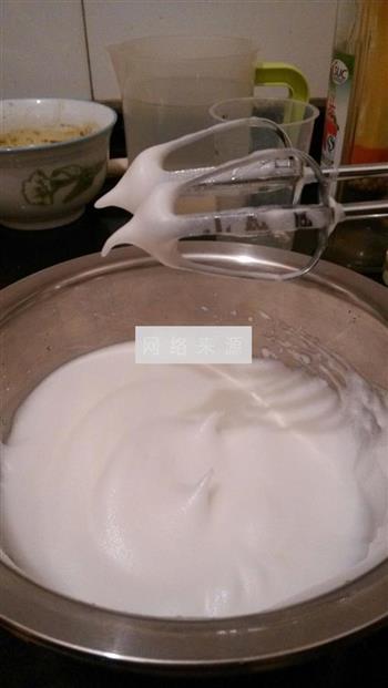 抹茶奶油蛋糕卷的做法步骤6