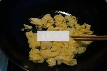丝瓜炒鸡蛋的做法图解5