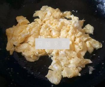 韭菜炒鸡蛋的做法步骤4