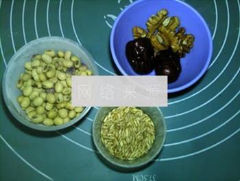 燕麦核桃红枣豆浆的做法步骤1