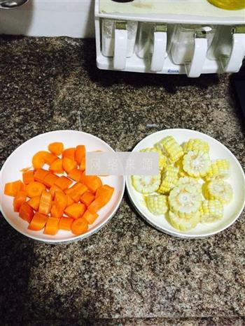 玉米萝卜排骨汤的做法步骤8